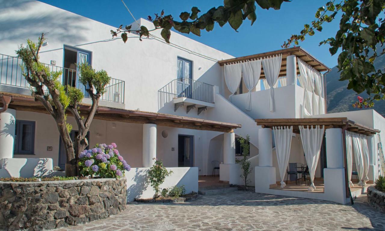 Le Sette Perle Hotel Malfa  Bagian luar foto